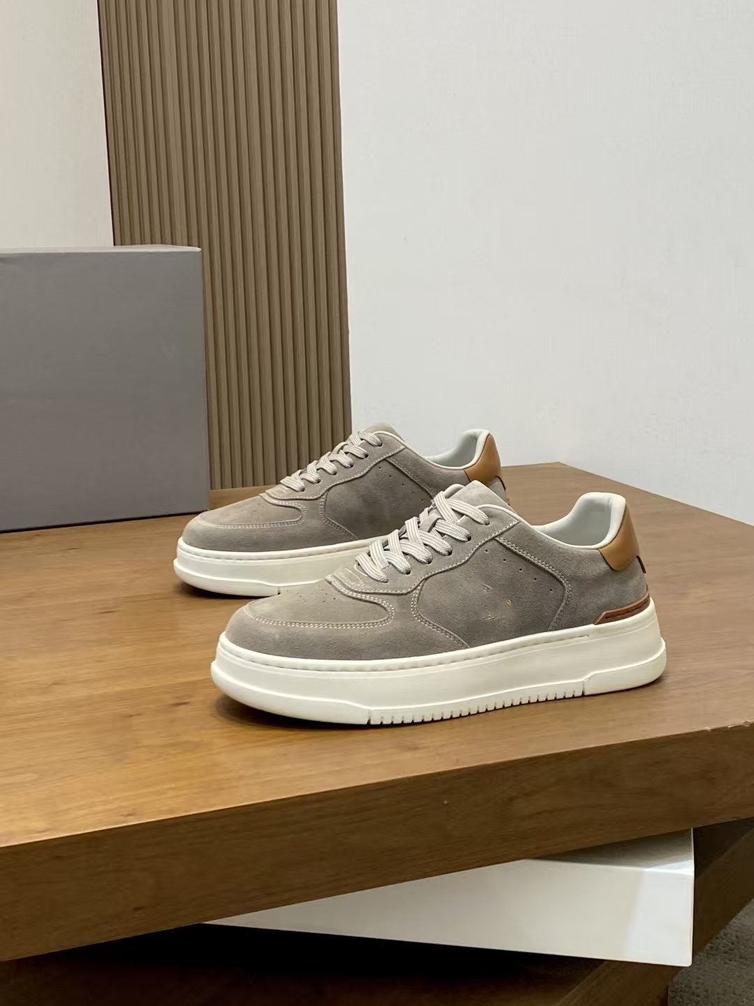 Luxury Men's Casual Sneakers Black Faux Leather Skate Shoes Thick Platform Sole Lace Up Daily Walking Shoes For Men Trainers EU38-46 With Box