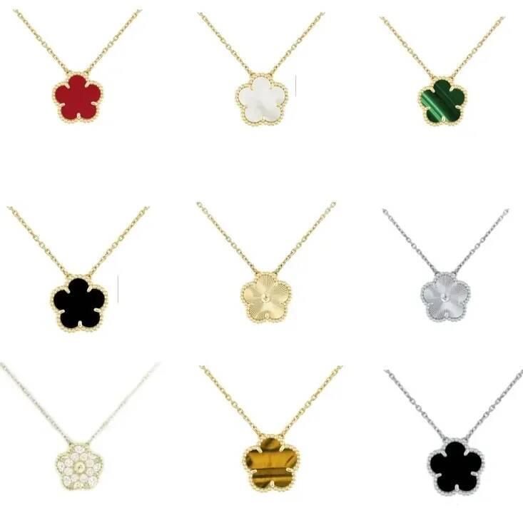 Fashion designer luxury four leaf clover necklace women mother of pearl diamond pendant stainless steel chain plated gold Necklace Classic jewelry