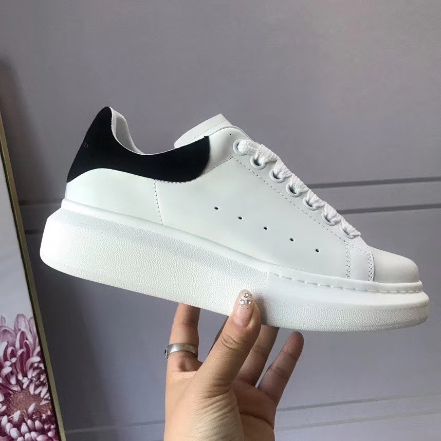 2026 New White Sneakers Soles Versatile Casual Sports For Men And Women Couple S Shoes Board With Height Increasing Thick Free Shipping Free Shippin