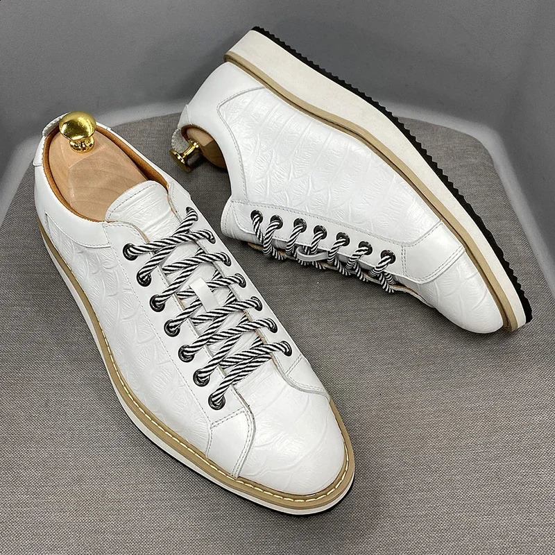 Classic Mens Casual Shoes Genuine Leather Lace-Up Fashion Sneakers y Alligator Print Street Travel Flat Shoes for Men 261013