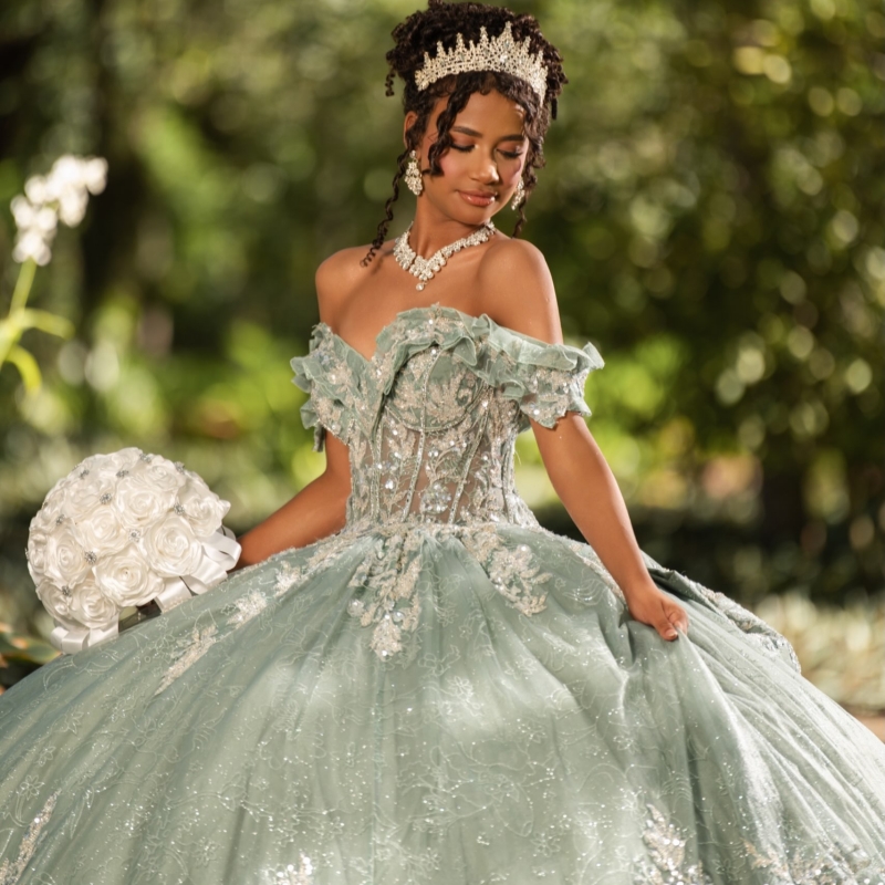 Mint Green Glitter Quinceanera Dresses Off Shoulder Ball Gown Sweet 16 Dress Applique Lace Beading Bow Tiered Tull Party Birthday vestidos 15 anos