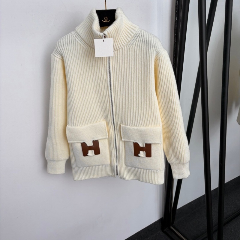 sweaters women's Designer sweaters for woman luxurious sweaters knitted top Spring and Autumn Style Youth-Friendly Color-Matched Embroidered Ed