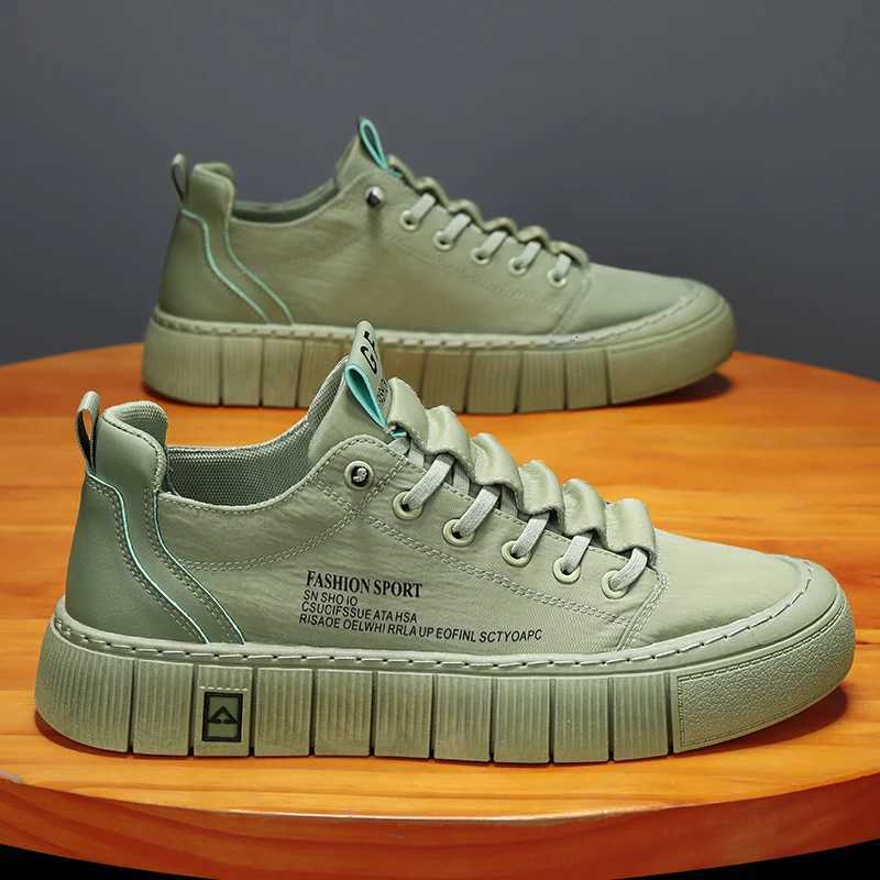 Casual Shoes New Men's Low-Top Leather Sneakers Soft Durable White Casual ShoesTrendy Versatile Skate-Inspired Footwear for Streetwear Daily H2