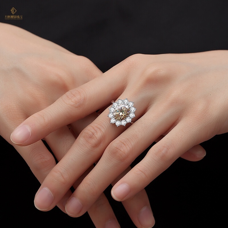 Luxury 925 Silver Champagne Color Oval Ring 3ct Flower Shape Full Moissanite Jewelry Pass Diamond Tester