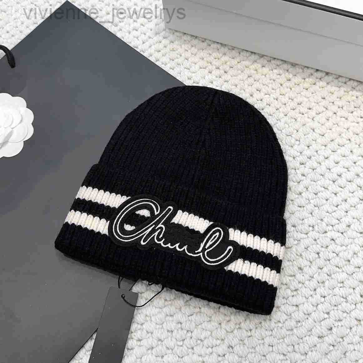 Beanie Designer Beanies Winter Knitted Hats for Women Men Fashion Letters Soft Wool Blend Beanie Hat Skull Caps Outdoor Travel Hats Keep Warm With B