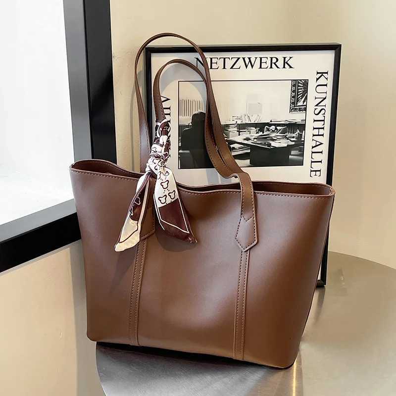 Evening Bags Women's Bag New Summer Black Handbag Large Capacity Shoulder Bag Niche Commuter Woman Bag Tote Bags Women Handbags bolsa H261016