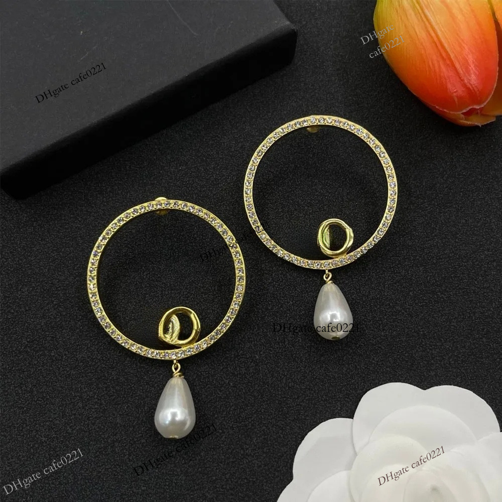 New Fashion Earrings Designer Earrings For Women Men Senior Classic Small Fragrant Wind New Gold Light Flash Womens Earrings Birthday Brand Gift Jew