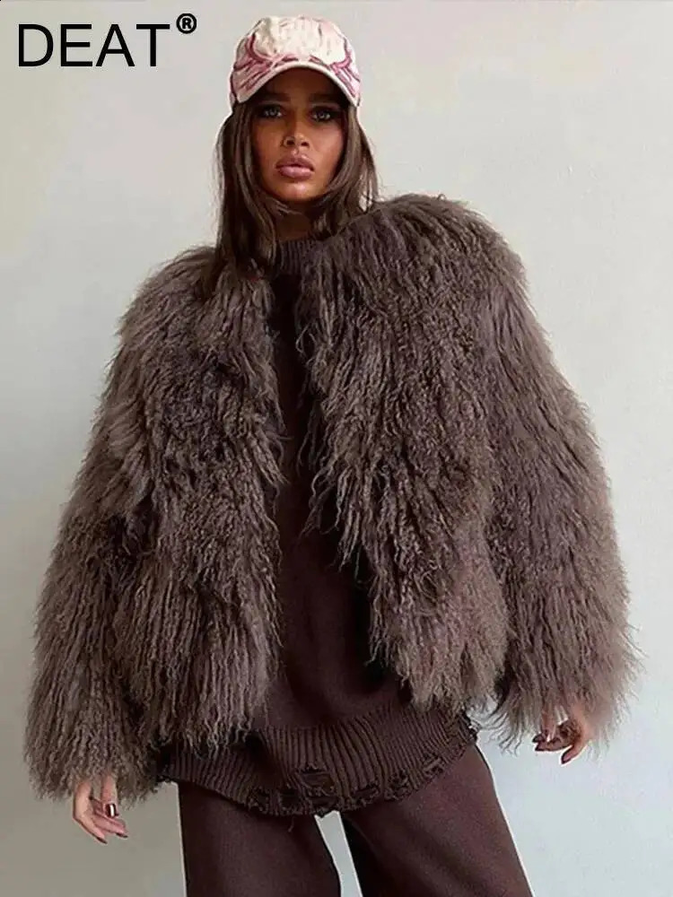 DEAT Fashion Brown Faux Fur Coat Women's Round Neck Loose Long Sleeves Thick Plush Short Jacket Winter 7A1041 261008