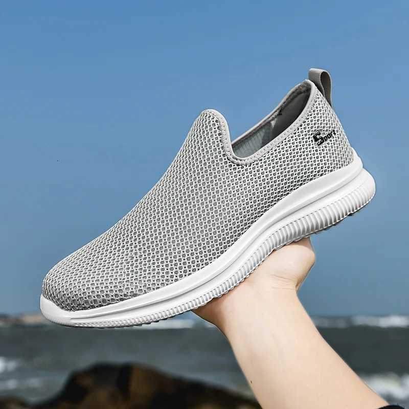 Casual Shoes 2026 Fashion Mesh Running Shoes Men Women Breathable Lightweight Cushioned Sole Sports Gym Outdoor Training Sneakers Quick Dry H261016