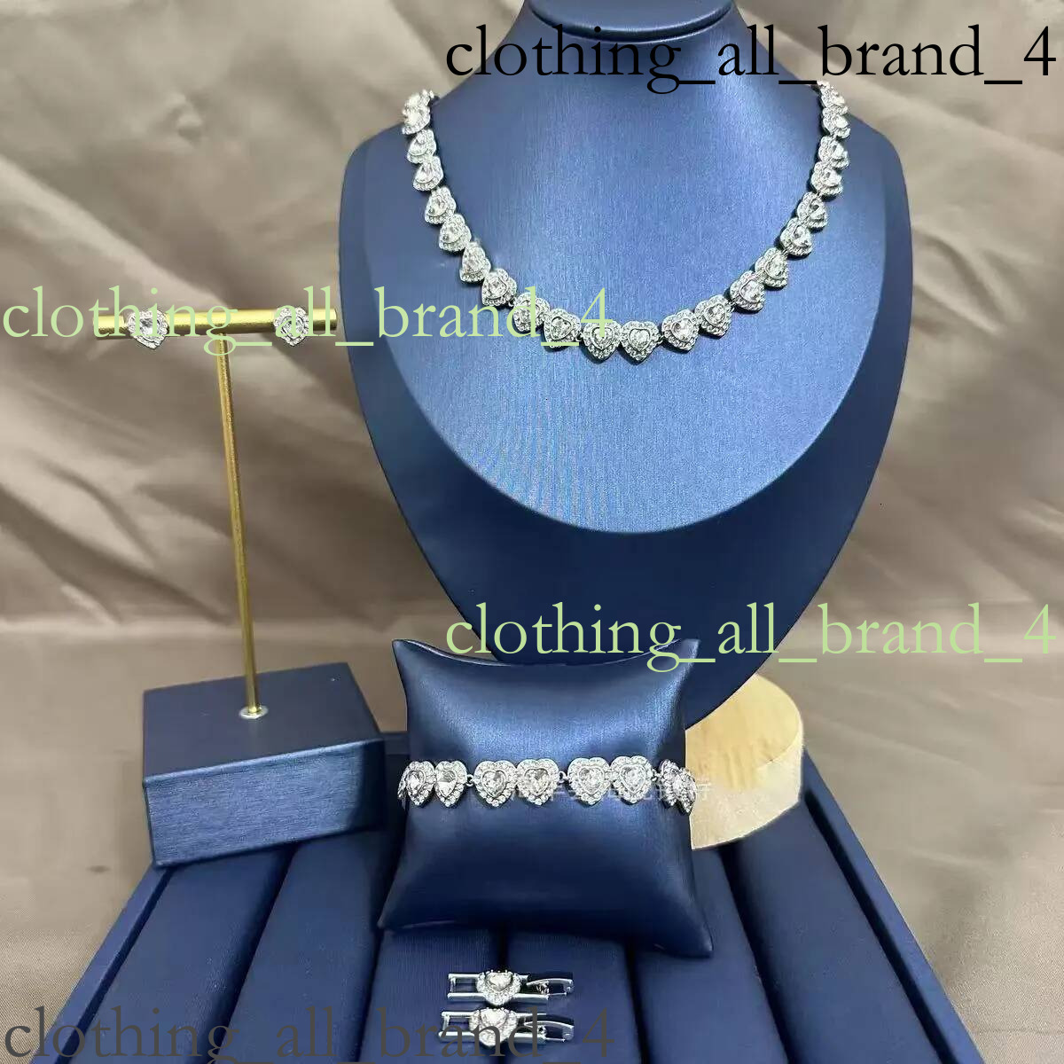 2026 New High Quality Designer Silver Fashion Jewelry Necklaces For Women Shi Family Round Button Full Diamond Necklace Bracelet Earnail Set Eef