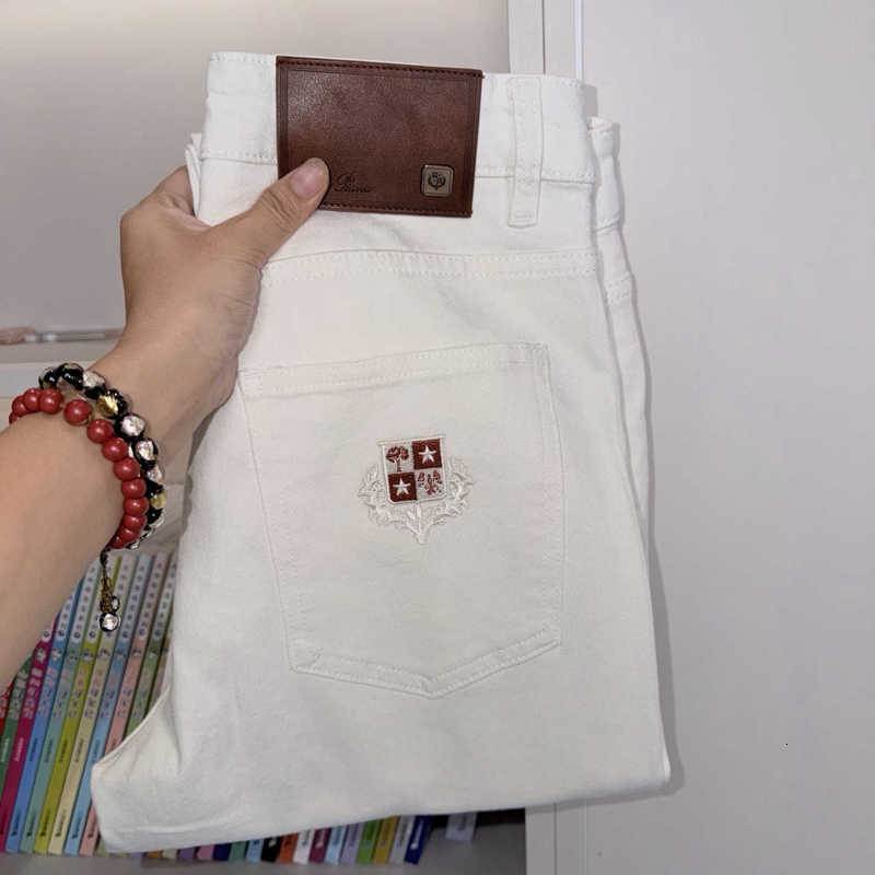 designer Men's Jeans English Embroidery High-End European men Jeans Black and White, Four-Season Stretch Washed Slim Straight men Trousers UNAE