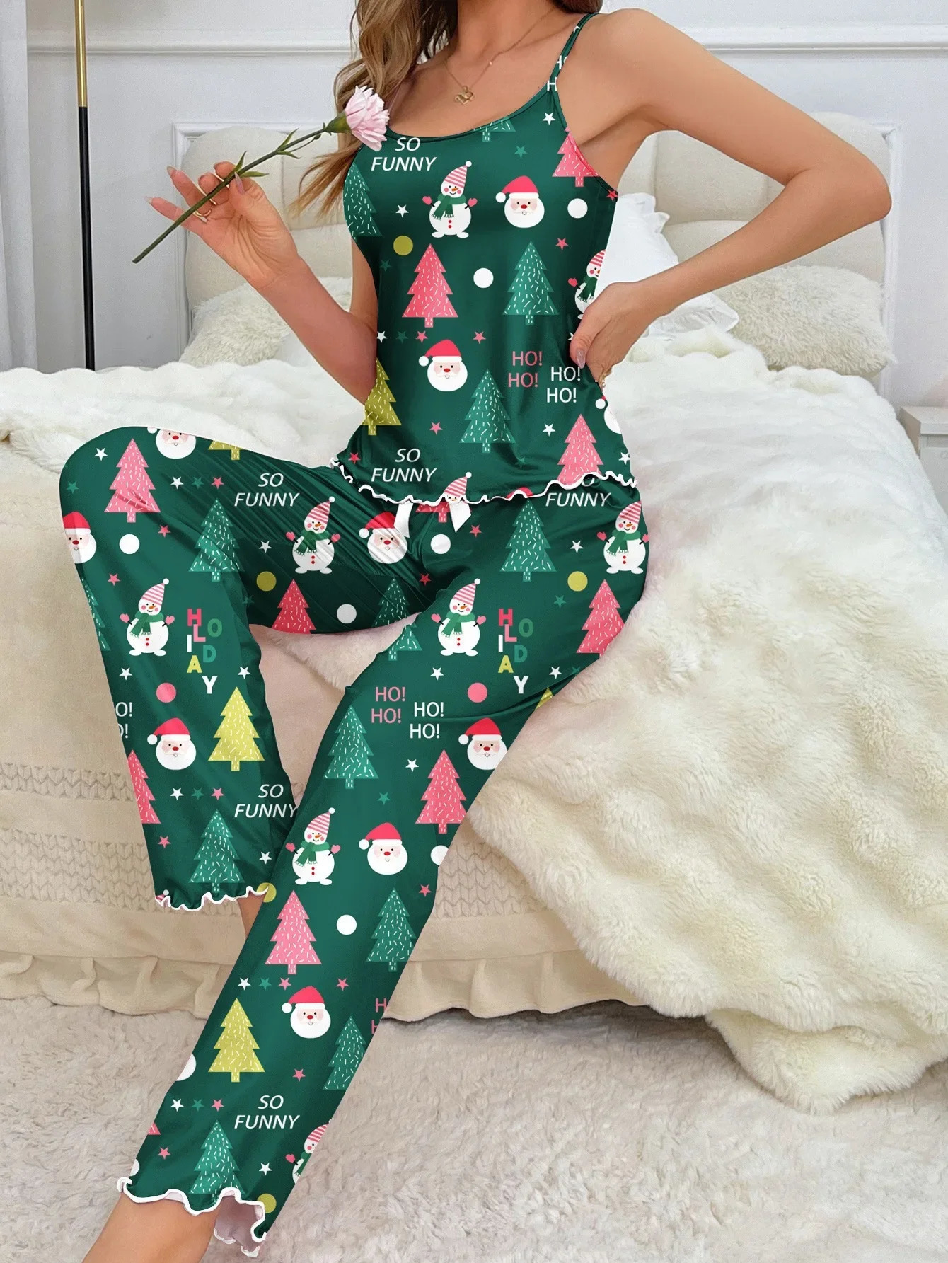 Women Christmas Pajamas Set Sleepwear Nightwear 2 Piece Santa Claus Snow Man Printed Crop Tops and Pants Sets Homewear 261014