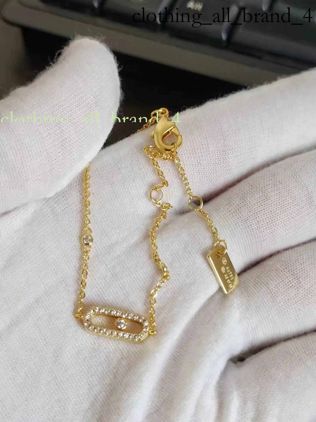 Designer Jewelry High Version Three Diamond Sliding Necklace Fashionable And Personalized Hollow Dynamic Full Pendant Collar Chain Bracelet Gold 202