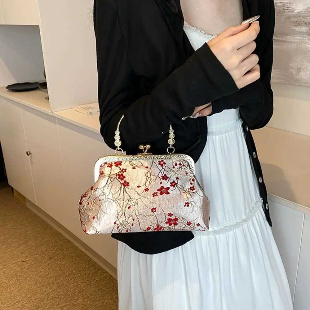 Shoulder Bags New Chinese Style Handbag Embroidery Evening Bag Single Shoulder Crossbody Bag Ladies Shell Bag H261016
