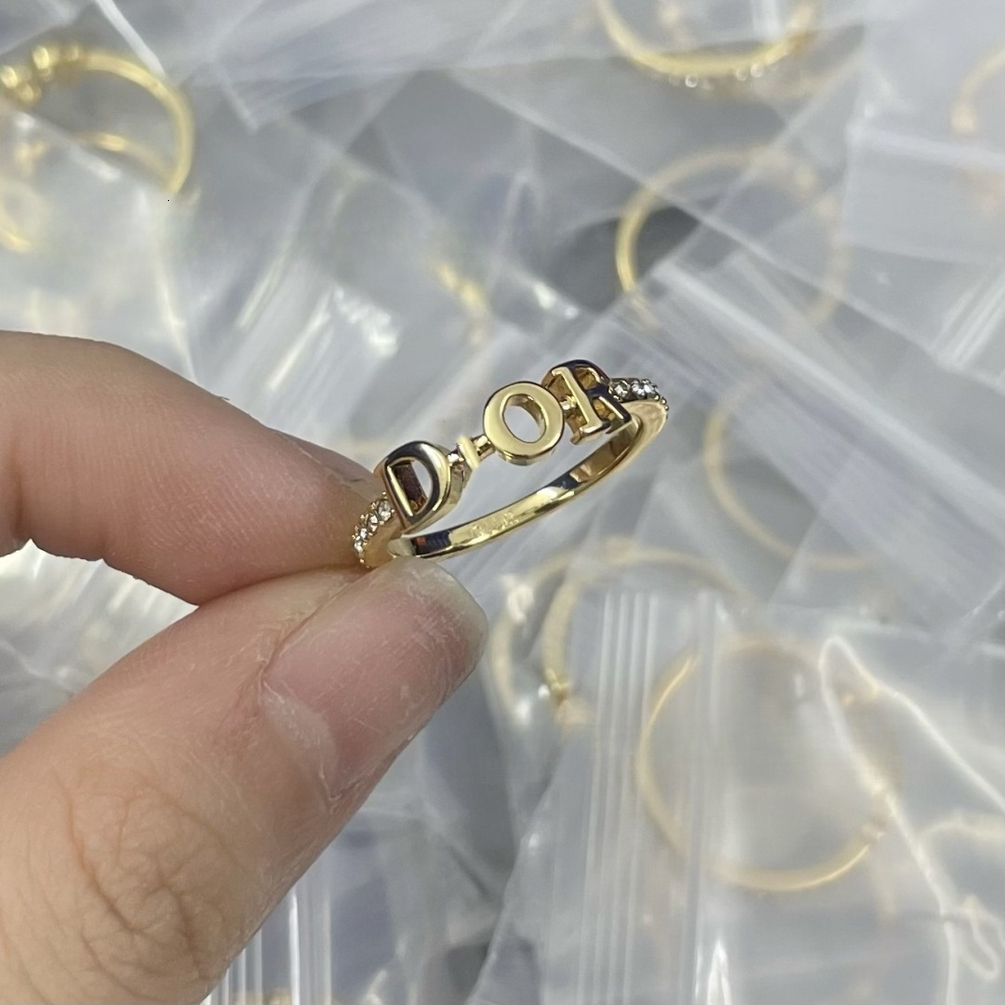 2026 Real Shot perfume Dijia High-Quality Classic Rhinestone Letter For Women Fashion cologne Simple Versatile Ring Fact L4