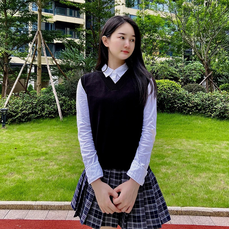Aesthetic Sweater Pullover Women Sweater's Vest Clothing Blouse Preppy Style Tops Warm Korean Padded Woman Female Knitted 261009