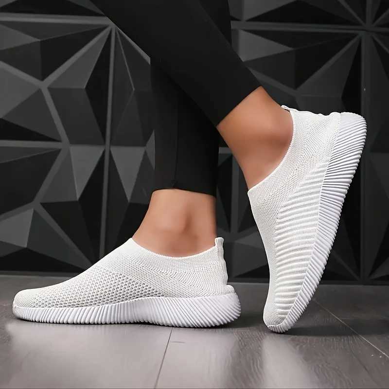 Casual Shoes Women's Sneakers Breathable Solid Color Mesh Woven Outdoor Lightweight Low Top Walking Running Sports Socks Tennis Shoes H261016