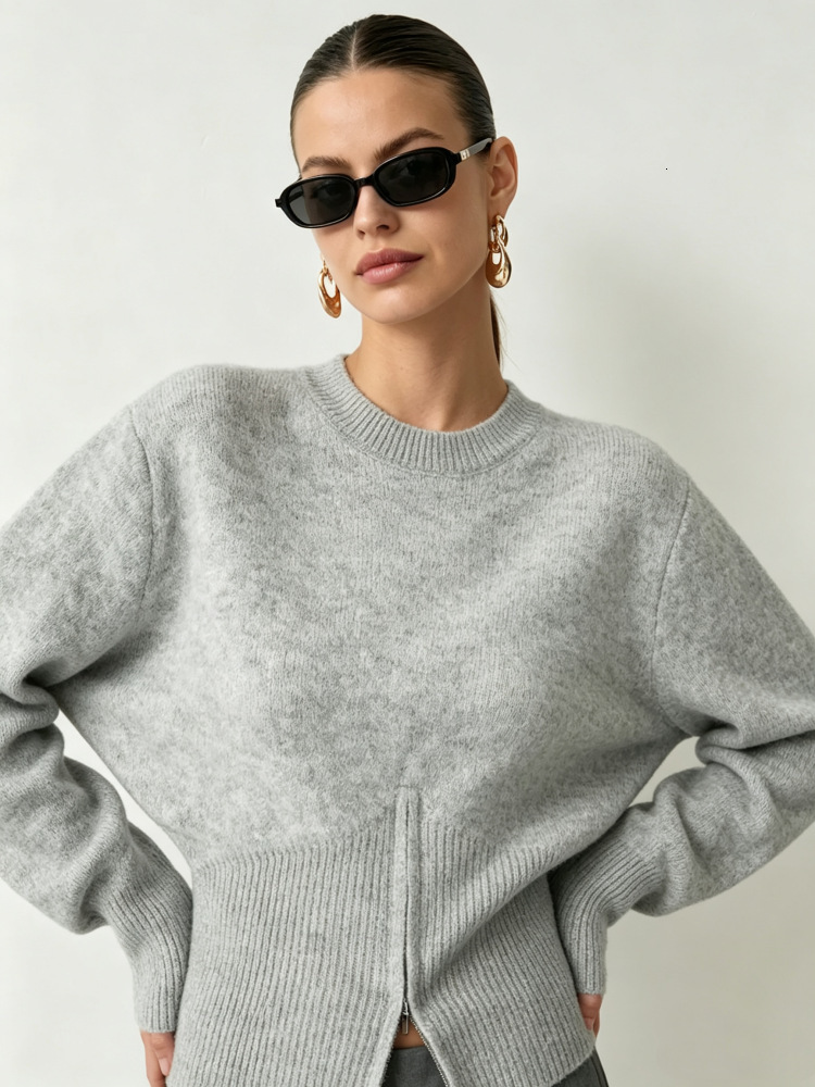 European American cross border Amazon knitwear tops for women autumn and winter long sleeved round neck slim fit high end sweater coat MAKOUFEI