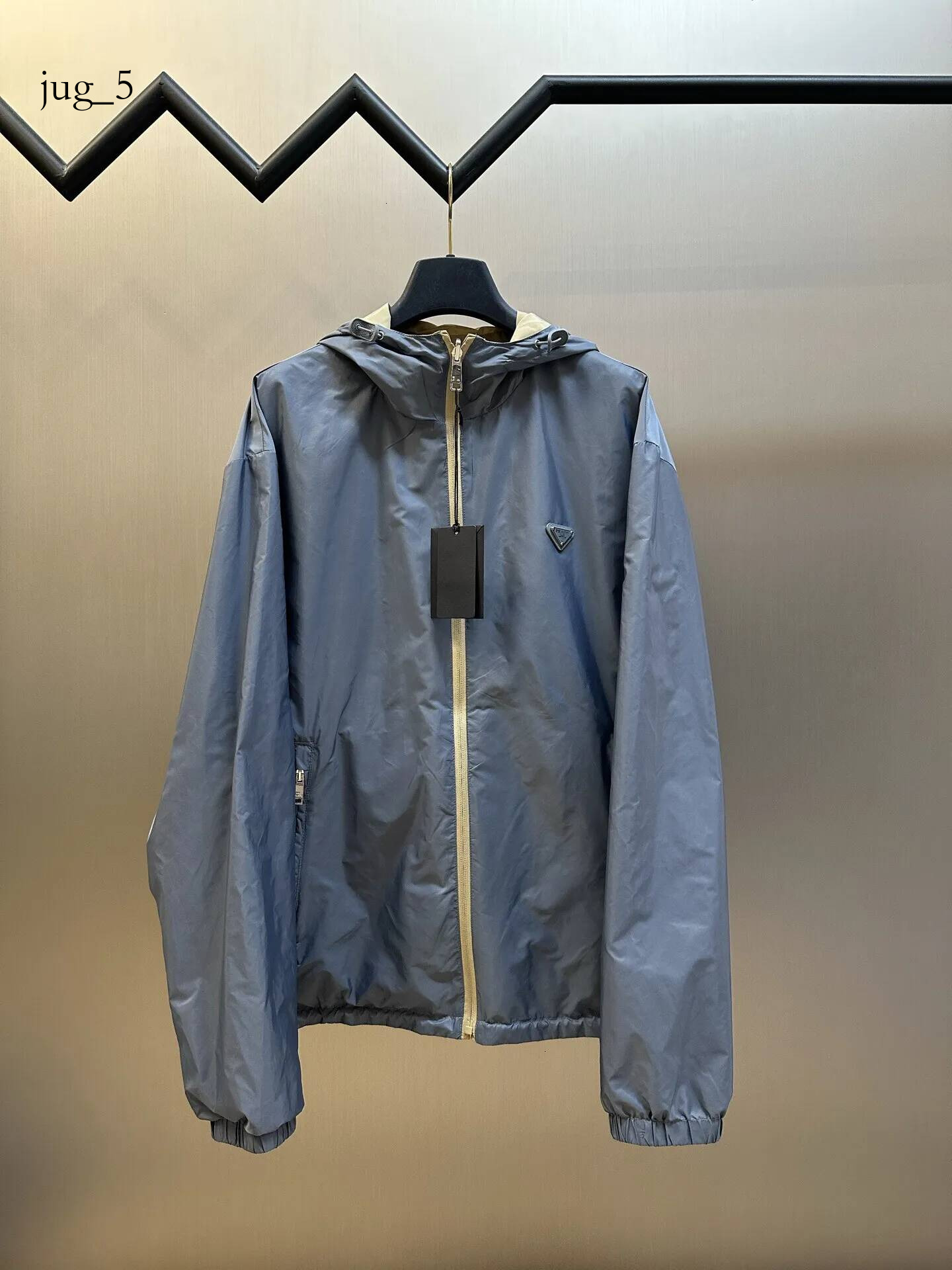 Triangle Designer Milan P Brand Double Sided Reversible Hooded With Chest Triangle Logo New Outdoor Sports Windproof Jacket pradmen jacket bb6