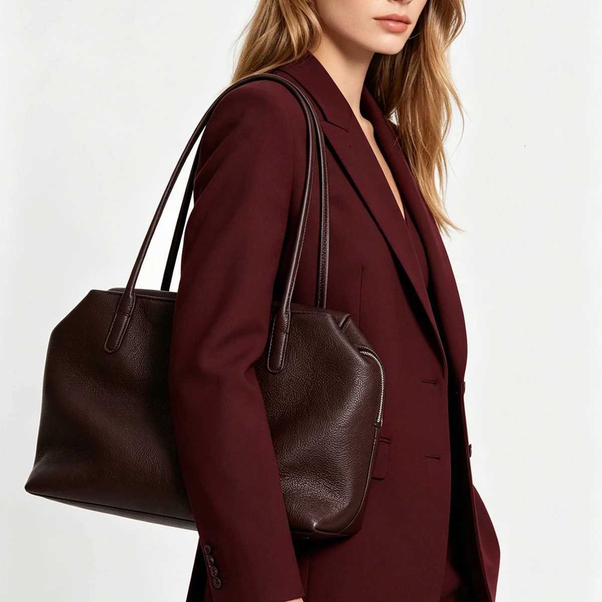 Evening Bags Women Genuine TopLayer Cowhide Underarm Bag 2026 New European American Minimalist Handbag Commute Tote Shoulder Bag For Ladies H261016