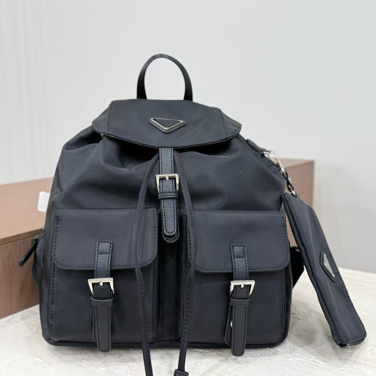 Designer Large Capacity outdoor travel Backpack 781 Unisex Casual Daily Rucksack Water Resistant Bags Luxury High quality multi pocket Travel Laptop