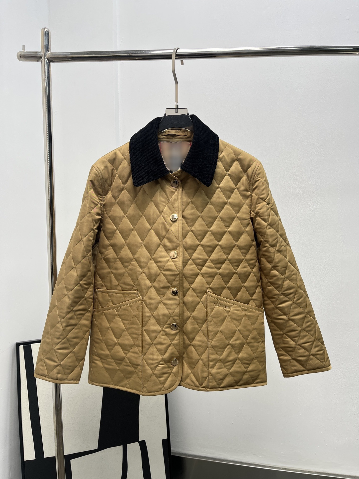 Designer cotton jacket for women B-style embroidered diamond-pattern quilted jacket with a stand-up collar, golden-colored, women's winter cott