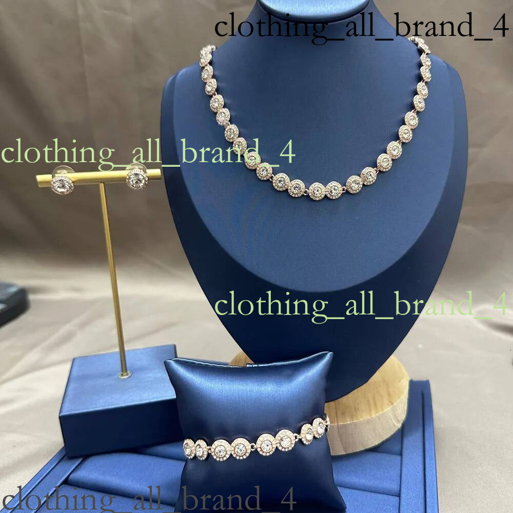 2026 New High Quality Designer Silver Fashion Jewelry Necklaces For Women Shi Family Round Button Full Diamond Necklace Bracelet Earnail Set 626