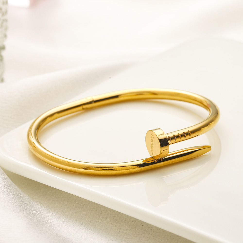 Luxury Bangle Bracelet for Women 18K Gold Plated Stainless Steel Cuff Bracelet Hypoallergenic Fashion Jewelry ZG2784