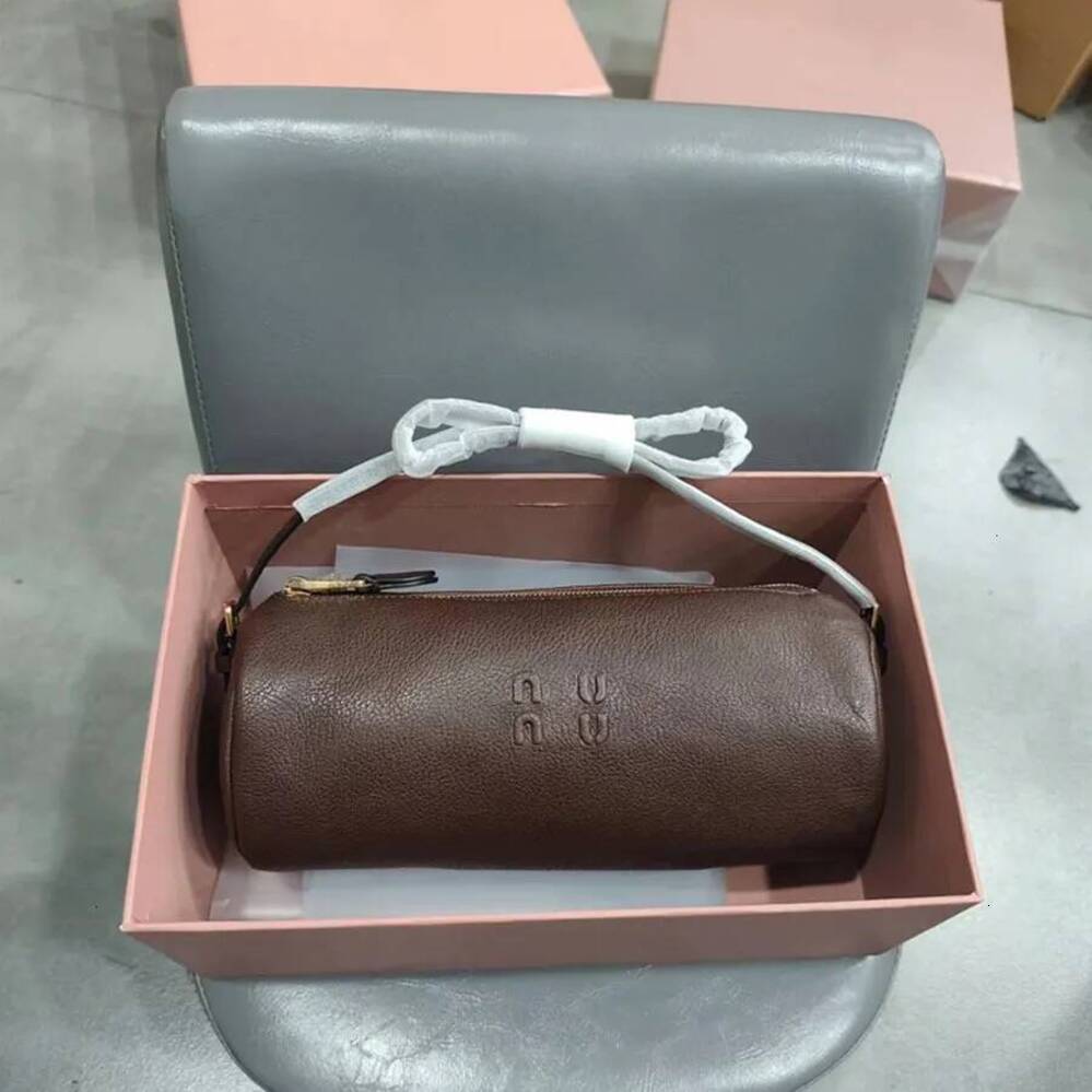 Designer Shoulder bucket luxury nuine leather designers women Bags woman Fashion Womens Hobo Single Tote Pencil Underarm Bag Handle Retro