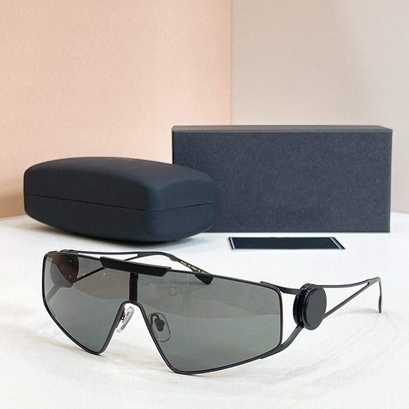 Luxury Shield Sunglasses VE6768 Womens Designer Fashion Metal Frame Shield Glasses Sports Style Mens and Womens Beach Driving Sunglasses