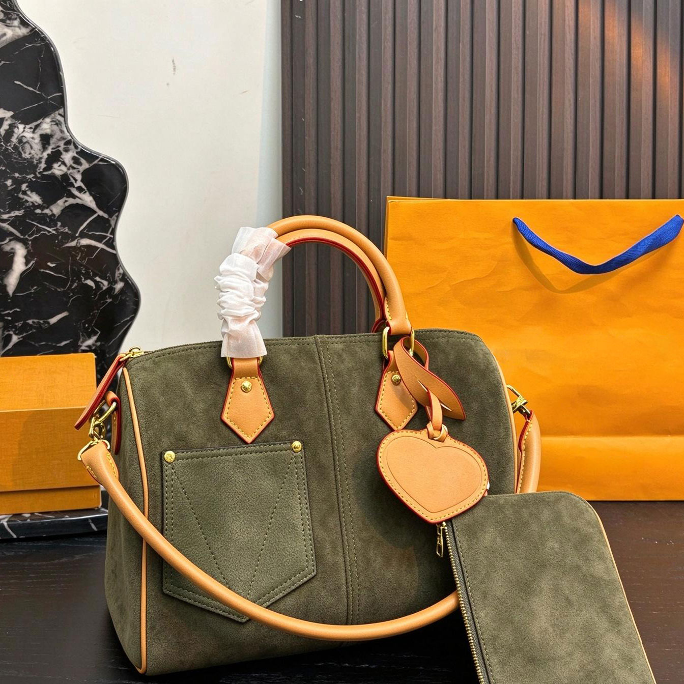 Boston Pillow Bag 30*20CM Suede Embossed Designer Handbag Large Capacity Travel Bag Vintage Top Handle Crossbody Purse With Removable Strap Mini Coi