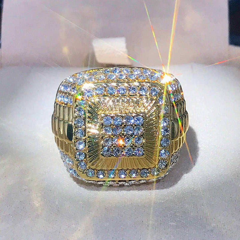 Top Quality Moissanite Hip Hop Ring with D Color VVS1 Stones 925 Sterling Silver Ring for Engagement Wedding and Hip Hop Fashion