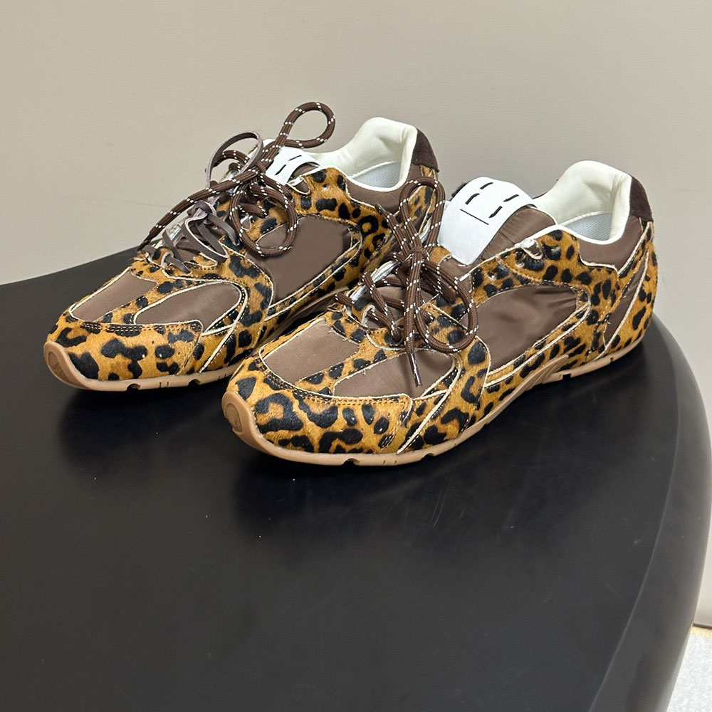 Womens Designer Sneaker 5E165E New 530 SL Sneakers In Printed Leather And Technical Fabric Fashion Luxury Running Shoes Classic Comfort Sneaker Rubb