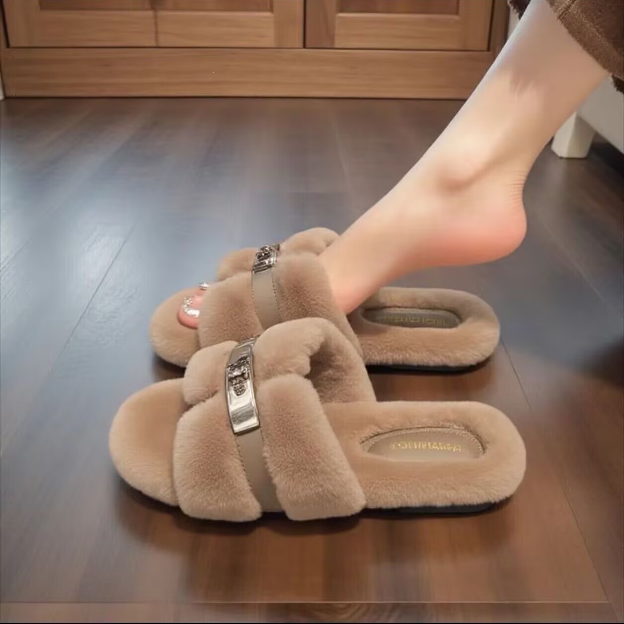 2026 New New Korean Style Autumn Winter Furry Women Collection One Strap Design Plush And Fashionable Open Toe Casual Outdoor Slippers For Free Ship