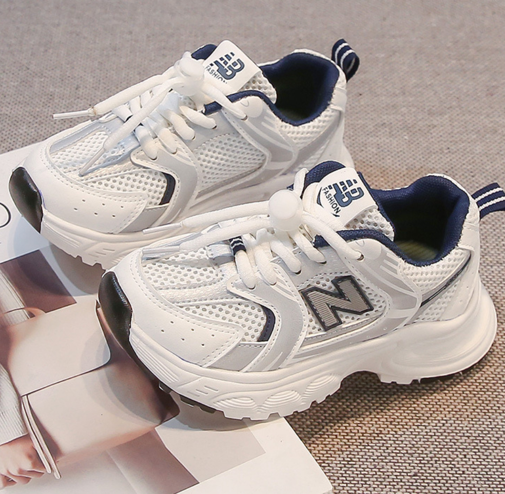 School Daily Wear Kids Mesh Sports Sneakers Designer 2025 New Style Comfortable Versatile Casual Athletic Shoes Boys Girls Children Outdoor Footwear