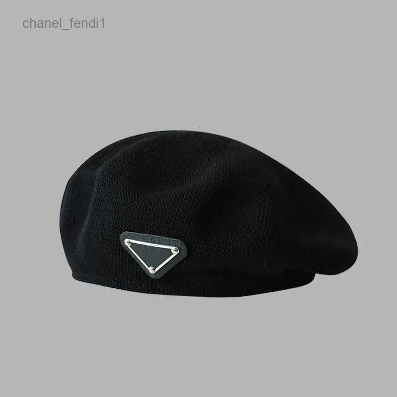 Designer Women's Berets Fashion Inverted Ice Silk Beret Vintage Thin Straw Knitted Hat Summer Mesh Bud Hat Straw Hat Flat Top Hat