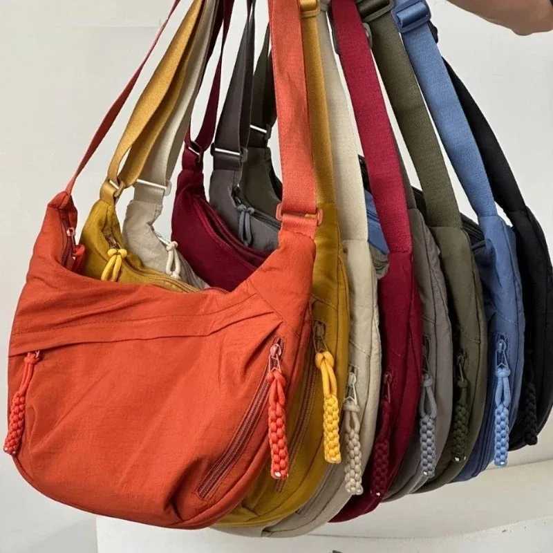 Evening Bags Trendy Women's Soft Cloth Shoulder Bag Solid Color Student Casual Style Big Handbags Crossbody Bags for Women Shoulder Hobos Bag H