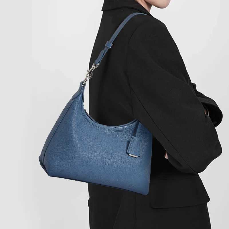 Evening Bags AIDRANI Leather Cowhide Large Capacity Shoulder Bag Large Capacity Underarm Female Dumpling Casual Small Niche Design Soft H261016