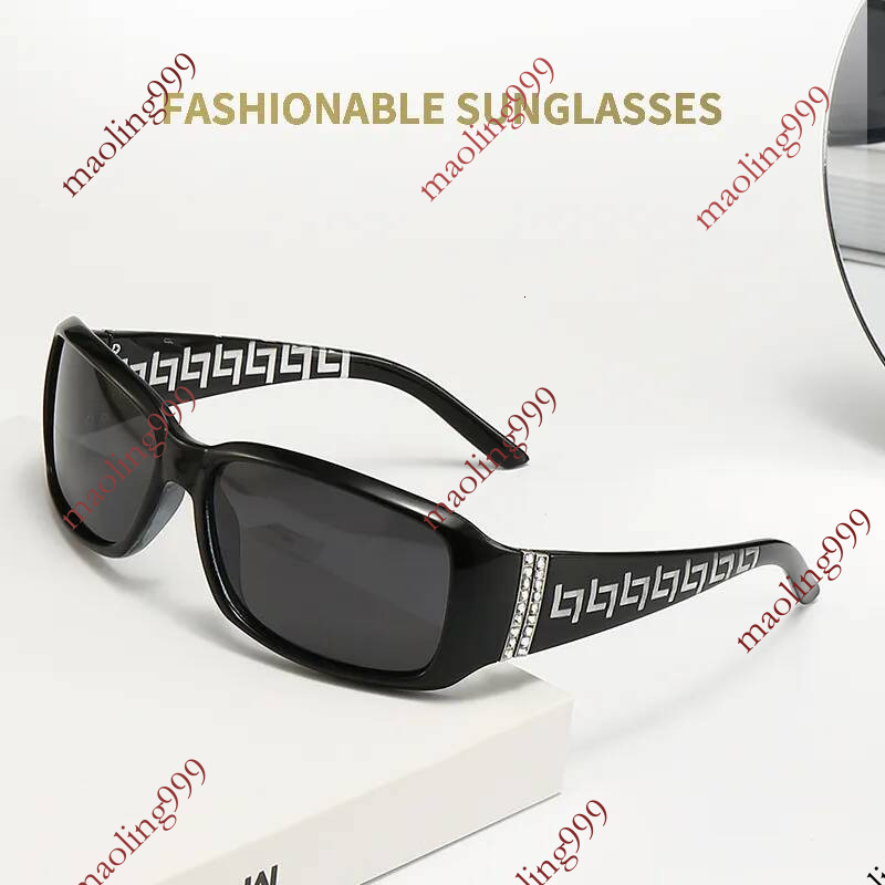 Designer Sunglasses Luxury Women Accessories Tiling Sun Protection Polarized Light Retro Trend Outdoor Cycling Glasses Party Outings Fashion Outfits