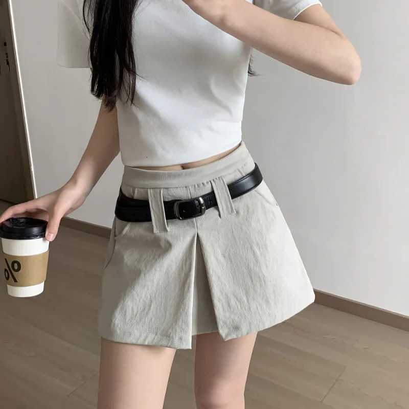 A Skirts High Line Waist Mini Skirt for Woman Summer 2026 Fashion Slim Fit Cargo Skirt with Pockets Women Y2K Slit Skirt Pants No Belt W261017