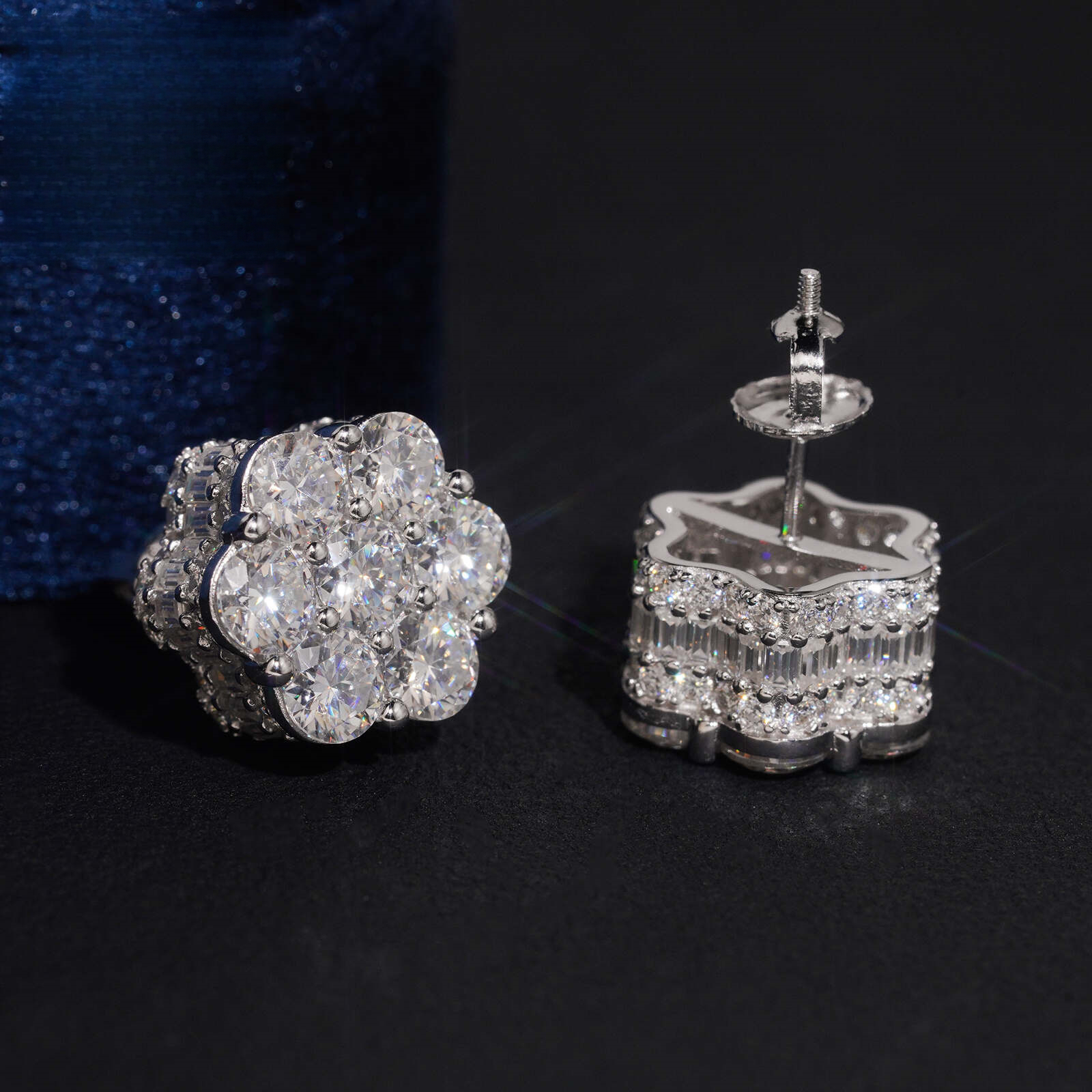 new S925 silver moissanite three-dimensional flower earrings, hip-hop style, heavily embellished with a stepped design and full of diamonds