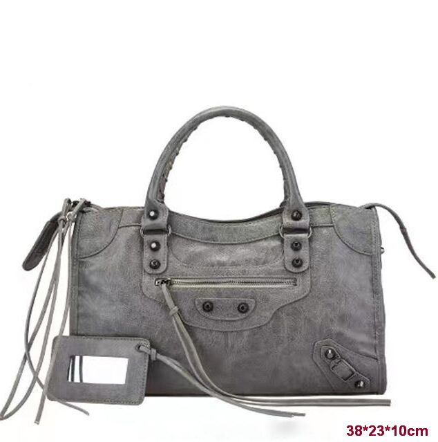 Designer Evening Bags Luxury New Fashion Rivet Locomotive Spice Girl Dark Retro French Handbags High Quality Cowhide Hobo Tote Bag