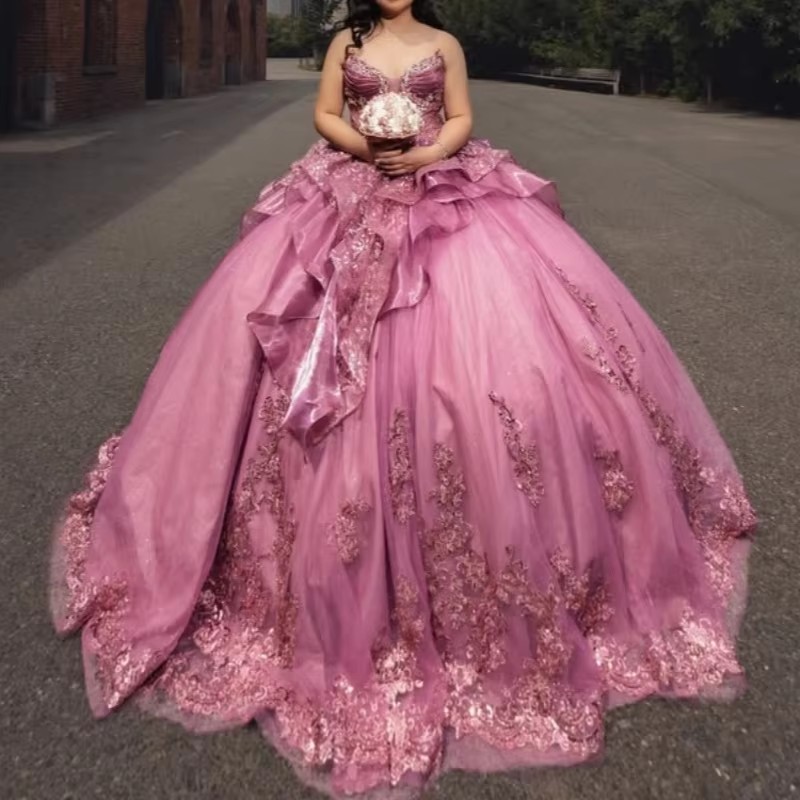 Pink Glitter Quinceanera Dresses Off Shoulder Ball Gown Sweet 16 Dress Applique Lace Beading Crystal Tiered Tull Party Birthday vestidos 15 de anos