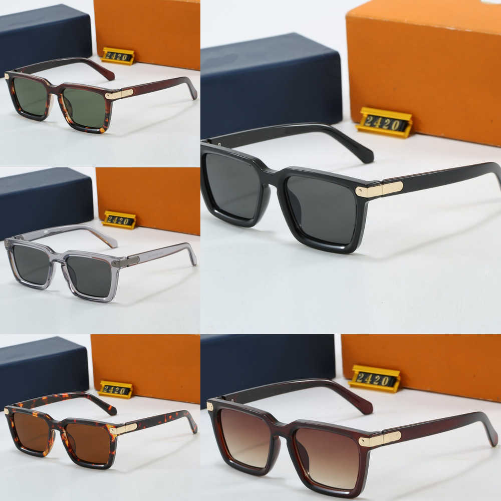 Top designer Luxury Sunglasses for women and Men Eyeglasses Outdoor Shades Big Square Frame Fashion Classic Lady Sun glasses Mirrors Quality02 4D92
