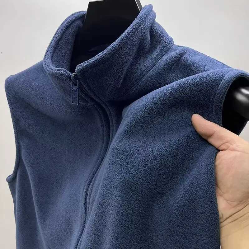 Zipper Men's Vests Double-Sided Fleece Jacket Thickened Warm Sleeveless Autumn Winter Men's Vest Fashionable Casual Style Youth TargetW261