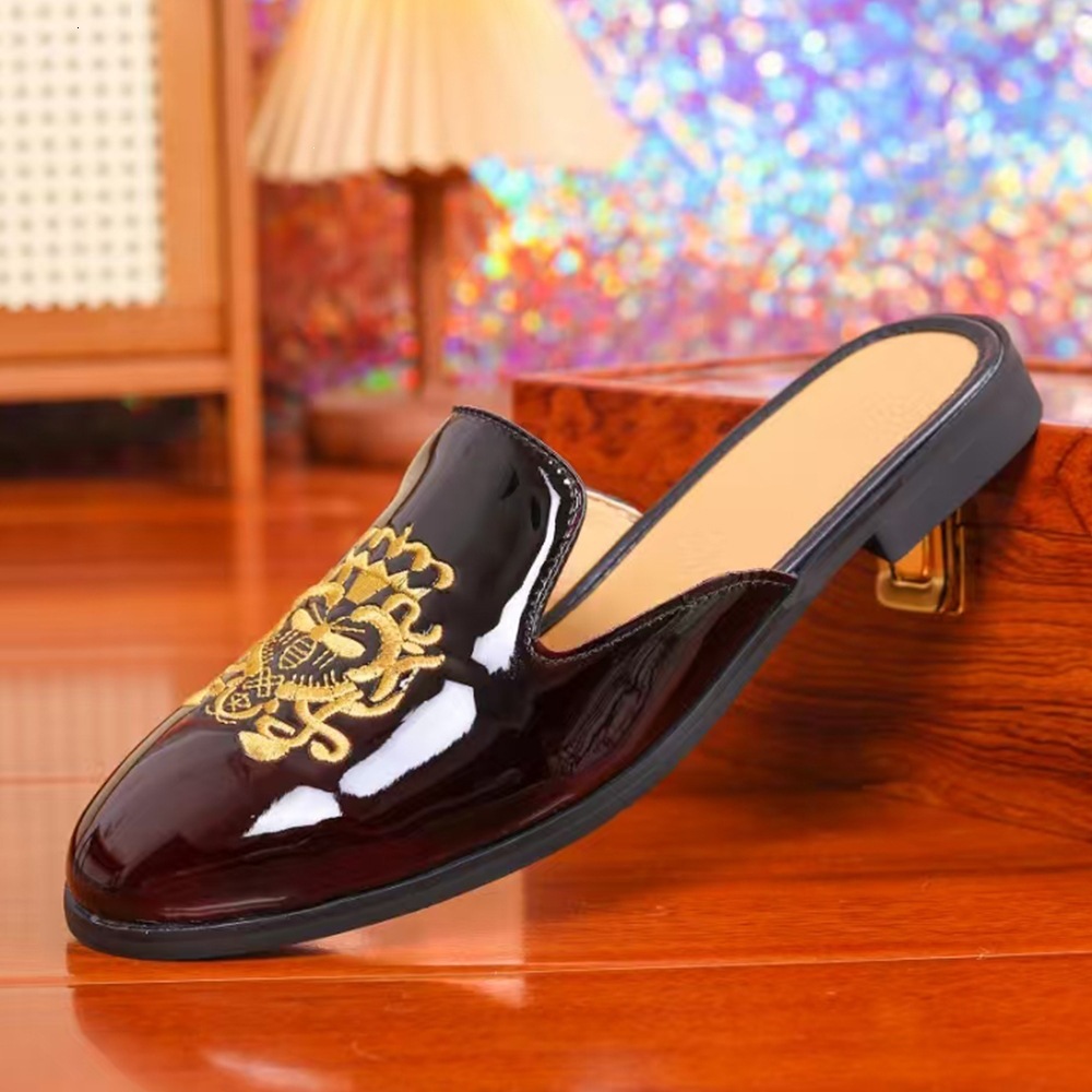 2026 new slippers with embroidered toe and heel outdoor wear sandals mens slipon loafers free shipping