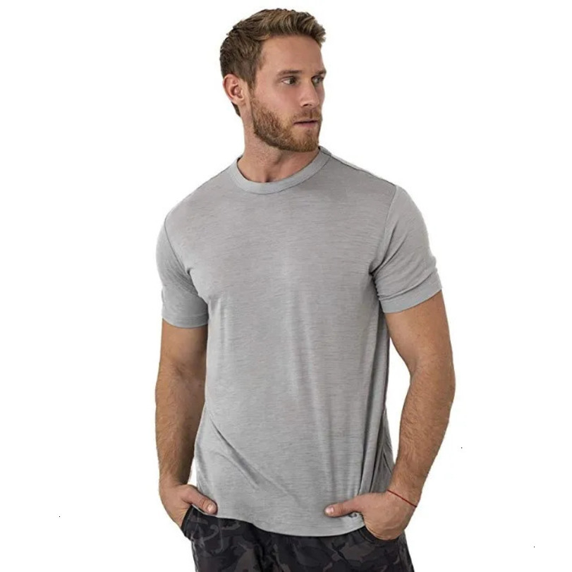 2026 100 Men outdoor T Base Layer Merino Wool Shirt Soft Wicking Breathable Antiodor Noitch USA Size Free Shipping 110 118