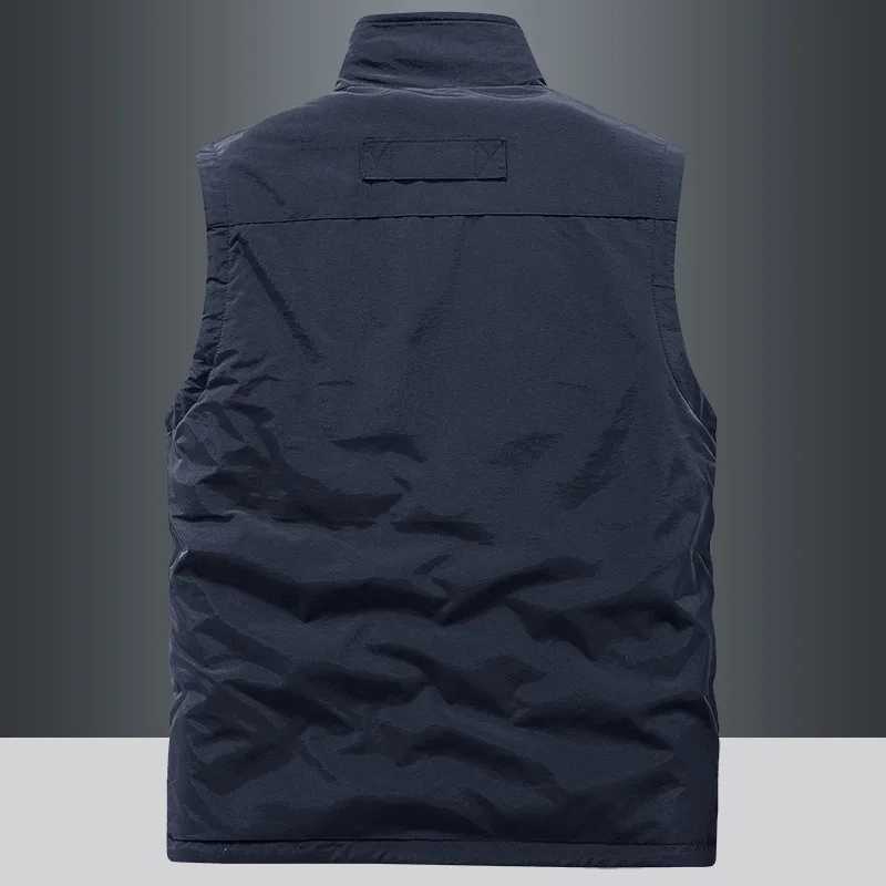 Vests New Autumn Men Men's Outdoor Fleece Warm Waistcoats Multi-pockets Climbing Sleeveless Jackets Men Cargo Vests Wearing on Both Sides 6XW26