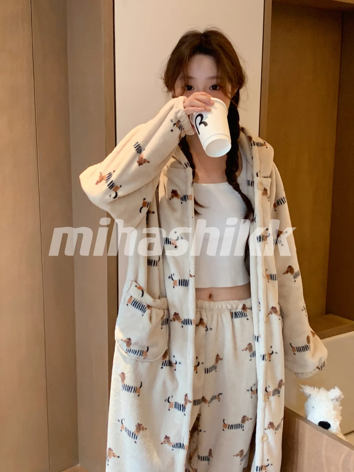 Fall Winter 2026 Womens Robe Cute Dachshund Print Fleece Thick Nightrobe Nightgown Hooded Pockets Long Robes 39925 261017