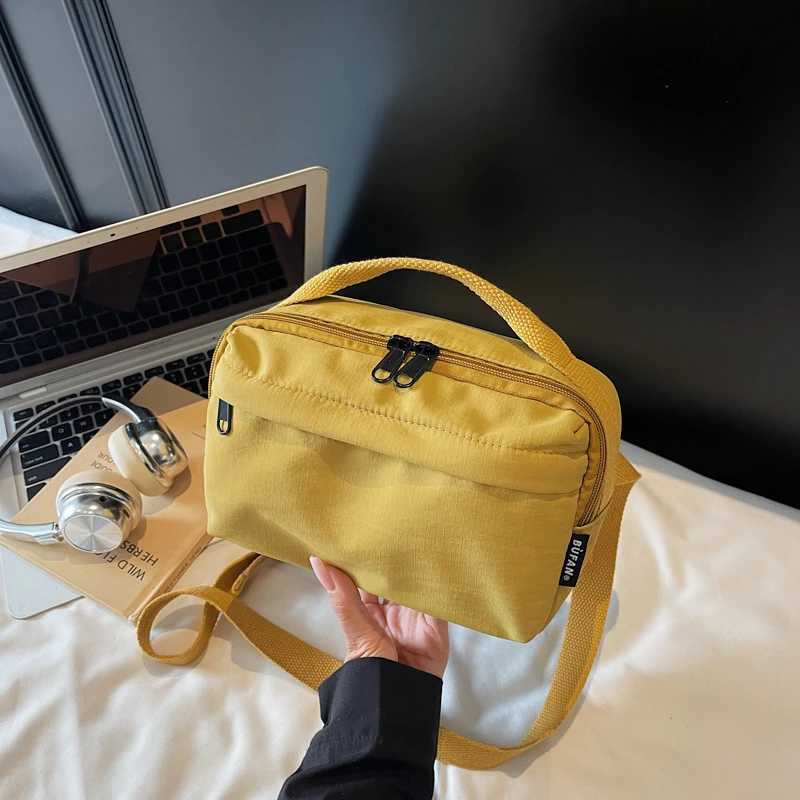 Cross Body Casual Large Capacity Oxford Cloth Crossbody Bag for Women Commuting Sling Bag Summer Lightweight Multi-Functional Bag H261016